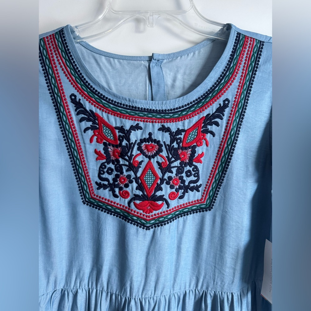 NWT Boutique Embroidered Dress L - Picture 2 of 7